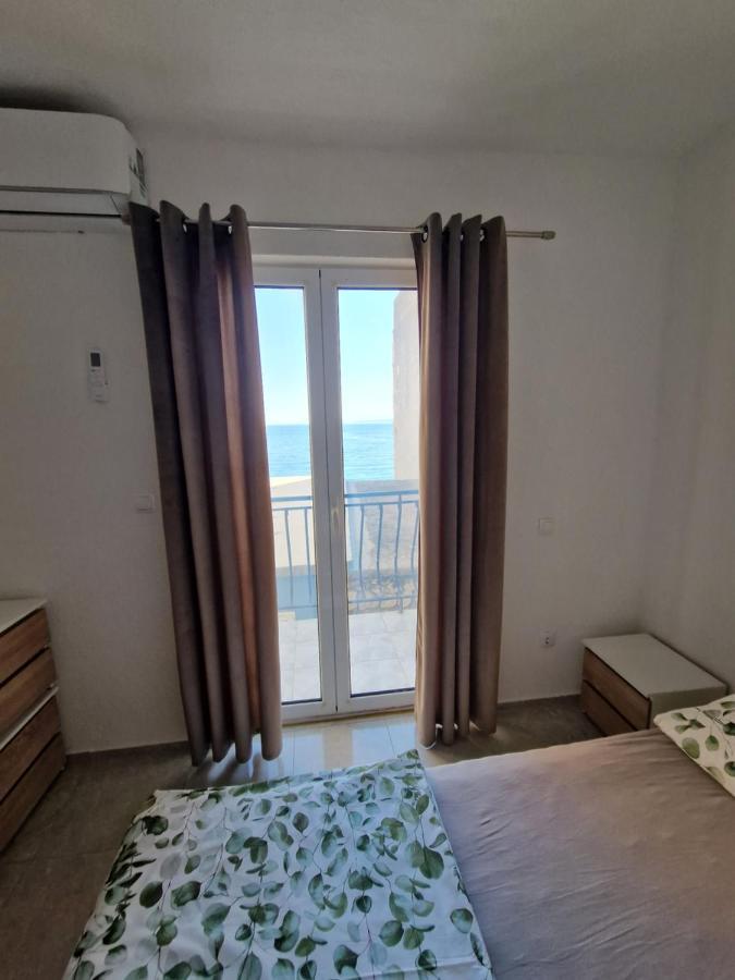 Sacher Apartament Igrane Bagian luar foto